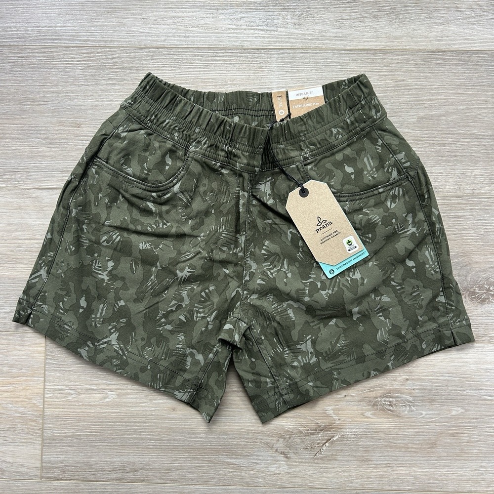 NWT PrAna Women's Size 0 Halle E-Waist Short II Evergreen Camo 5" Inseam